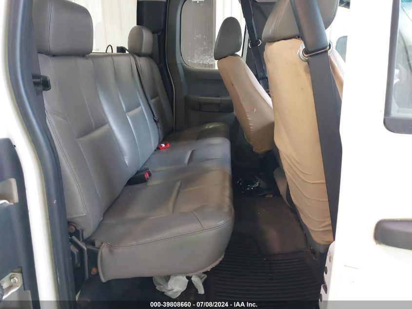 2008 Chevrolet Silverado 2500Hd Work Truck VIN: 1GCHC29K68E120295 Lot: 39808660