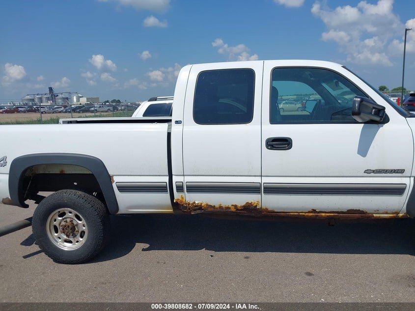 2001 Chevrolet Silverado K2500 Heavy Duty VIN: 1GCHK29G61E236875 Lot: 39808682