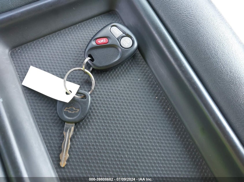 2001 Chevrolet Silverado K2500 Heavy Duty VIN: 1GCHK29G61E236875 Lot: 39808682