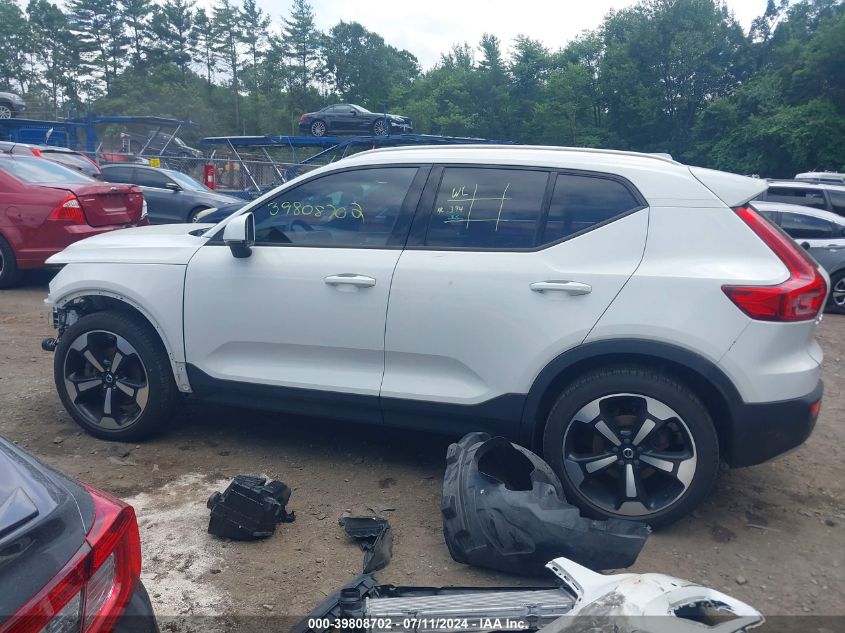 2020 Volvo Xc40 T5 Momentum VIN: YV4162UK4L2180597 Lot: 39808702