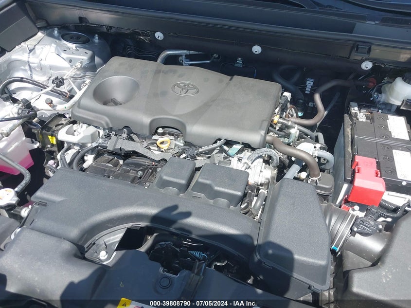 VIN 2T3W1RFV5RC260497 2024 TOYOTA RAV4 XLE