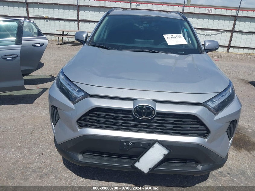 VIN 2T3W1RFV5RC260497 2024 TOYOTA RAV4 XLE
