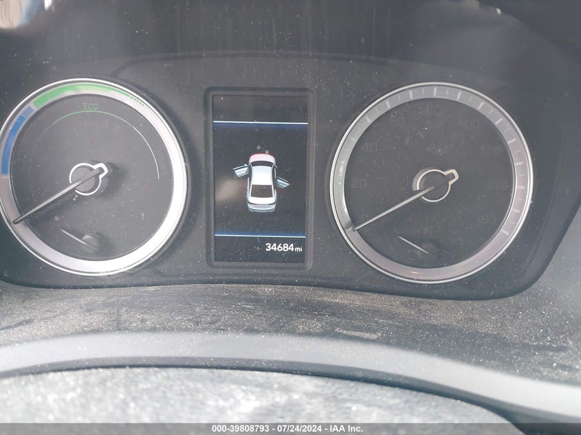 2019 Hyundai Sonata Hybrid Se VIN: KMHE24L39KA090593 Lot: 39808793