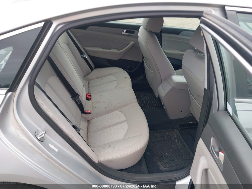 2019 Hyundai Sonata Hybrid Se VIN: KMHE24L39KA090593 Lot: 39808793