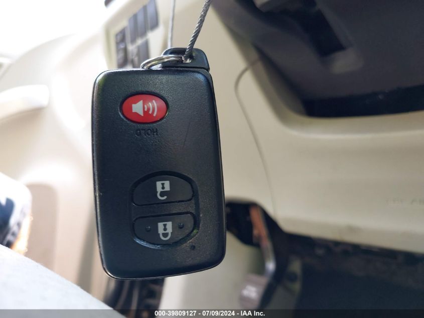 2012 Toyota Prius Two VIN: JTDKN3DU2C1596722 Lot: 39809127