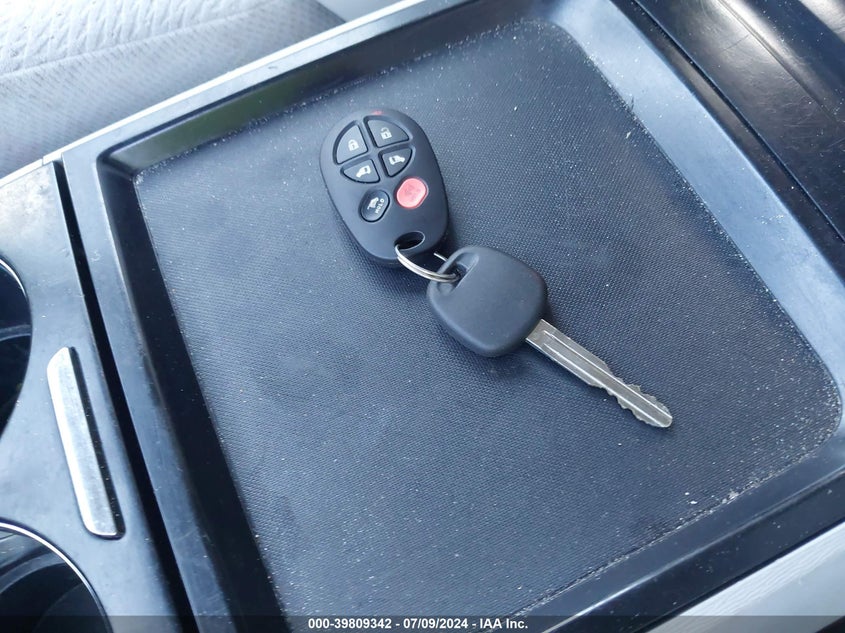 2011 Toyota Sienna Le V6 VIN: 5TDKK3DC4BS081836 Lot: 39809342