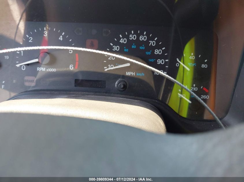 1998 Jeep Wrangler Sport VIN: 1J4FY19S1WP728840 Lot: 39809344