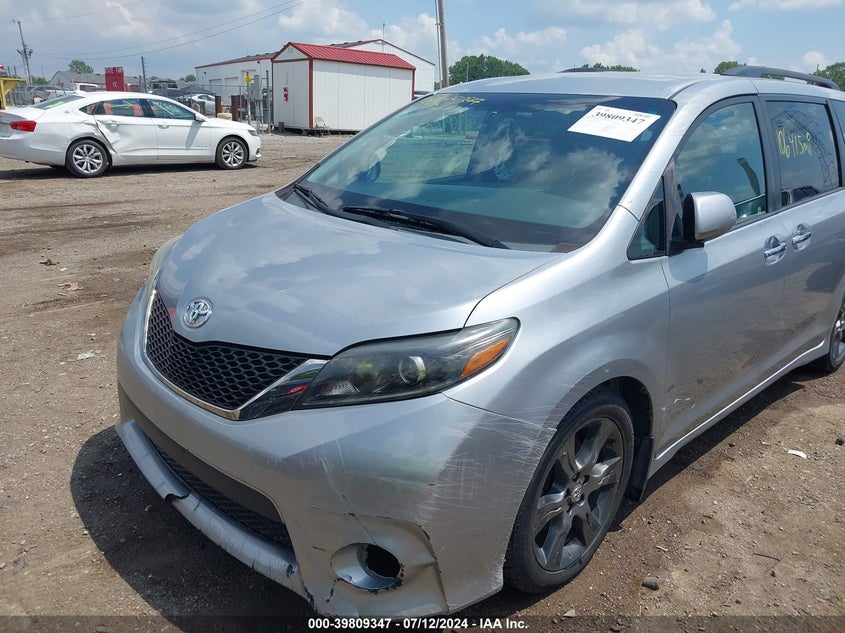 2016 Toyota Sienna Se 8 Passenger VIN: 5TDXK3DC5GS707763 Lot: 39809347