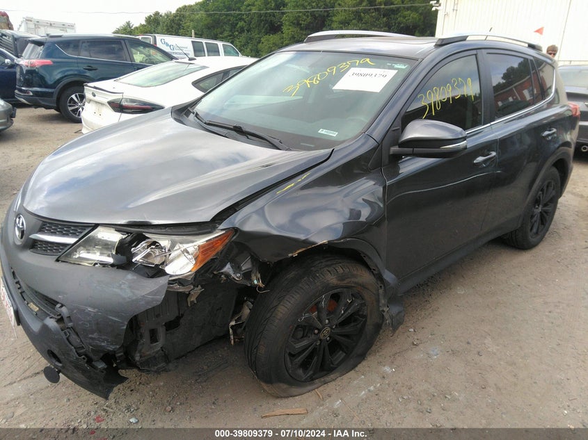 2014 TOYOTA RAV4 XLE - JTMRFREV5ED074240