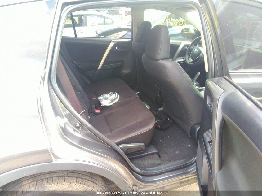2014 TOYOTA RAV4 XLE - JTMRFREV5ED074240