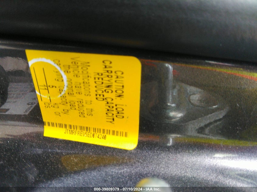 2014 TOYOTA RAV4 XLE - JTMRFREV5ED074240