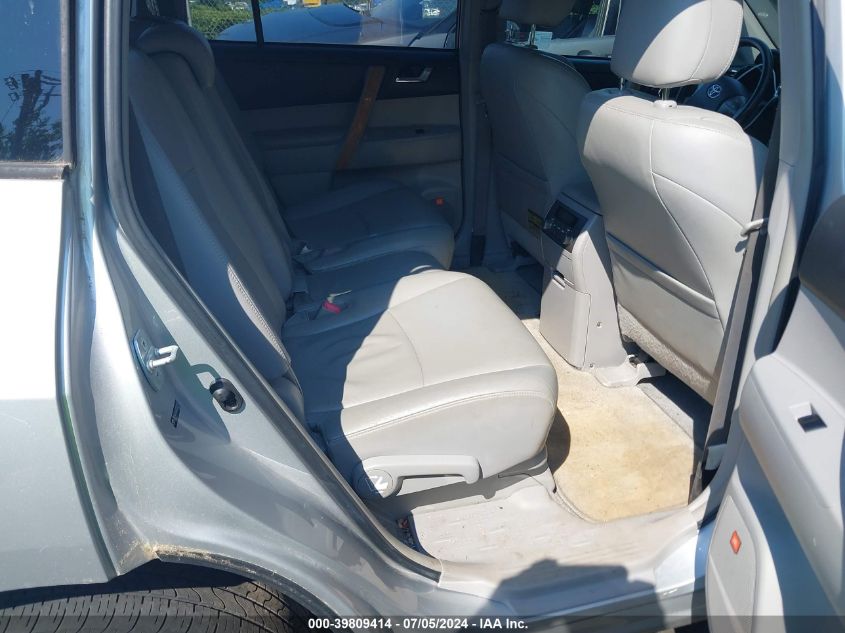 2008 Toyota Highlander Hybrid Limited VIN: JTEEW44A682008260 Lot: 39809414