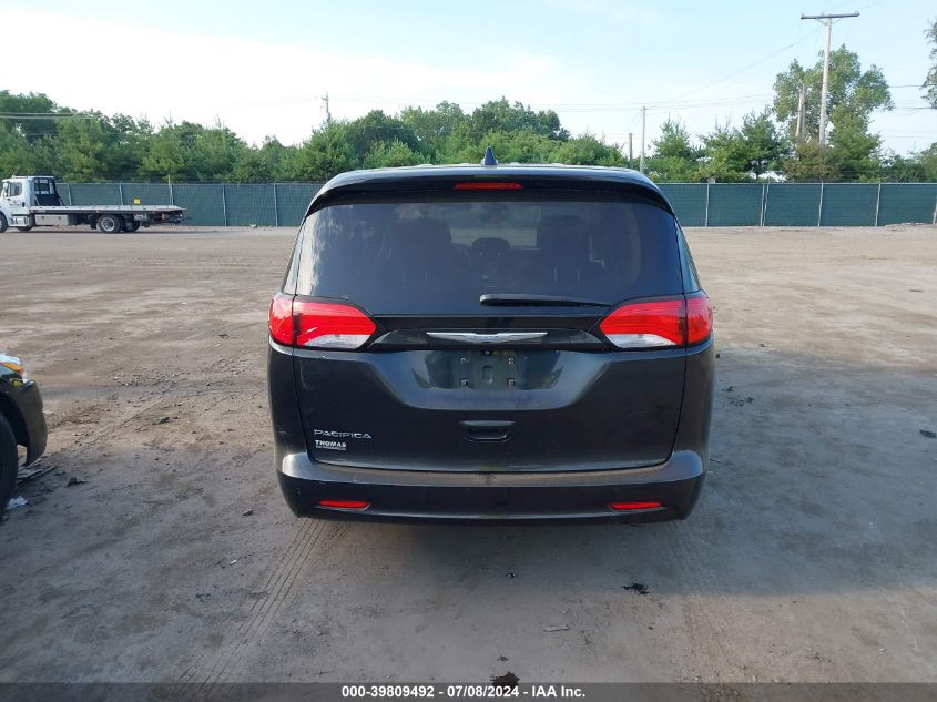 2017 Chrysler Pacifica Touring VIN: 2C4RC1DG2HR663776 Lot: 39809492