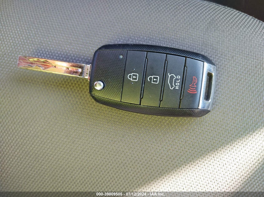 2016 KIA SPORTAGE LX - KNDPB3AC1G7846707