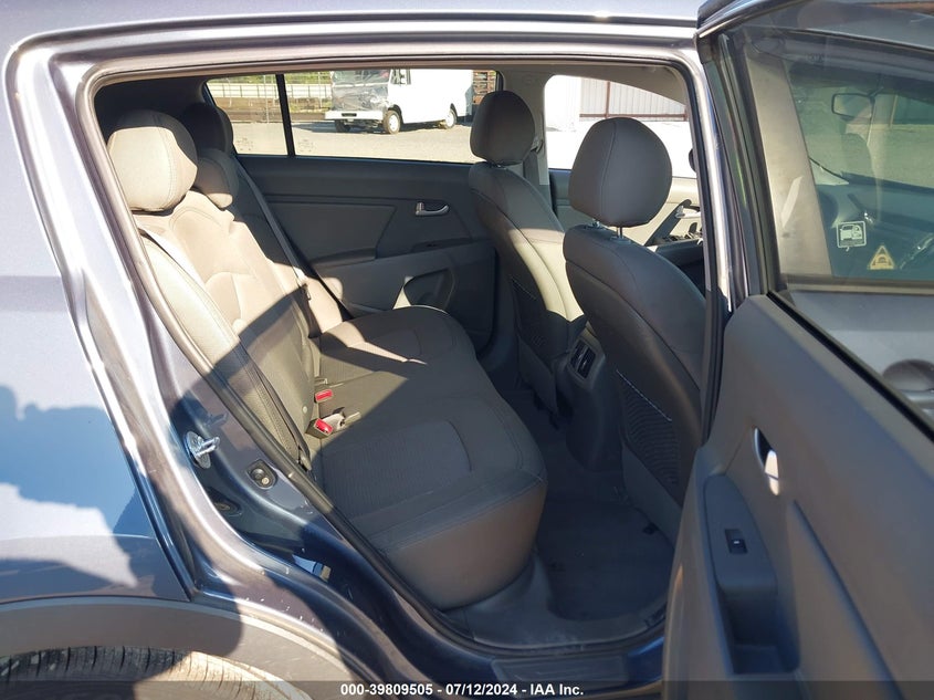 2016 KIA SPORTAGE LX - KNDPB3AC1G7846707