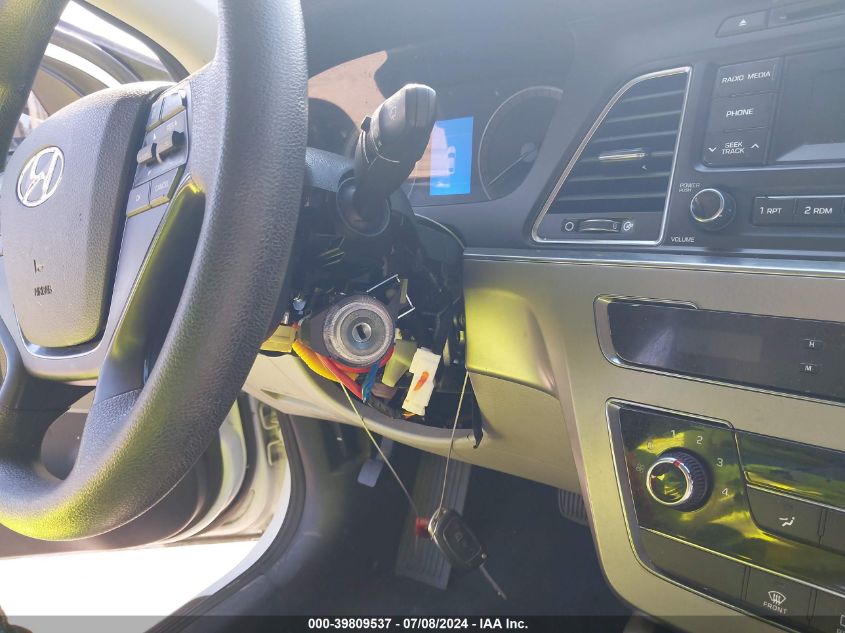 2015 Hyundai Sonata Se VIN: 5NPE24AF4FH006874 Lot: 39809537