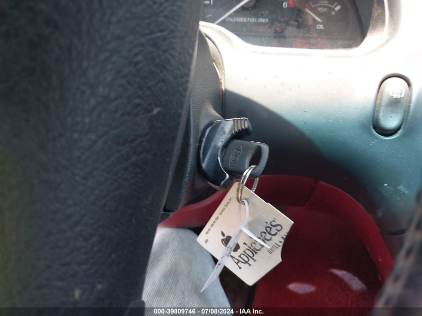 1994 Ford Thunderbird Lx VIN: 1FALP6241RH109213 Lot: 39809746