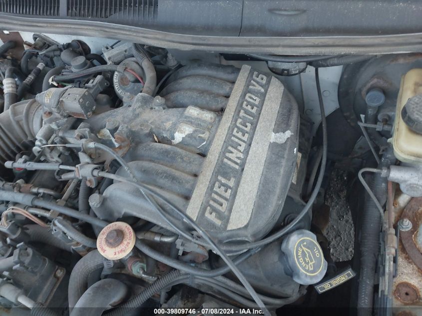 1994 Ford Thunderbird Lx VIN: 1FALP6241RH109213 Lot: 39809746