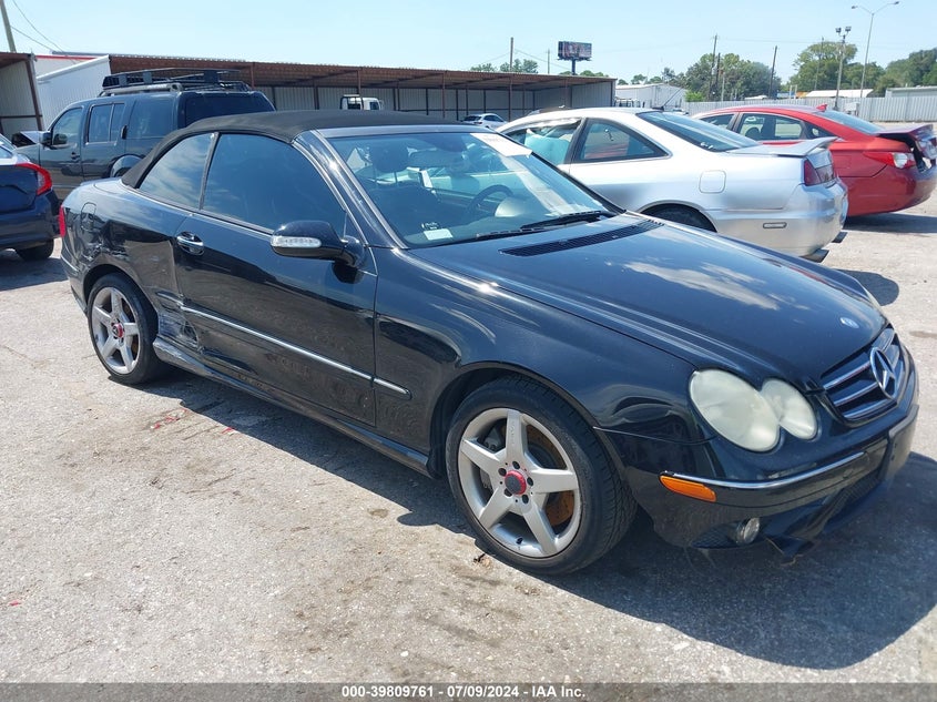 2007 Mercedes-Benz Clk 550 VIN: WDBTK72F97T084957 Lot: 39809761