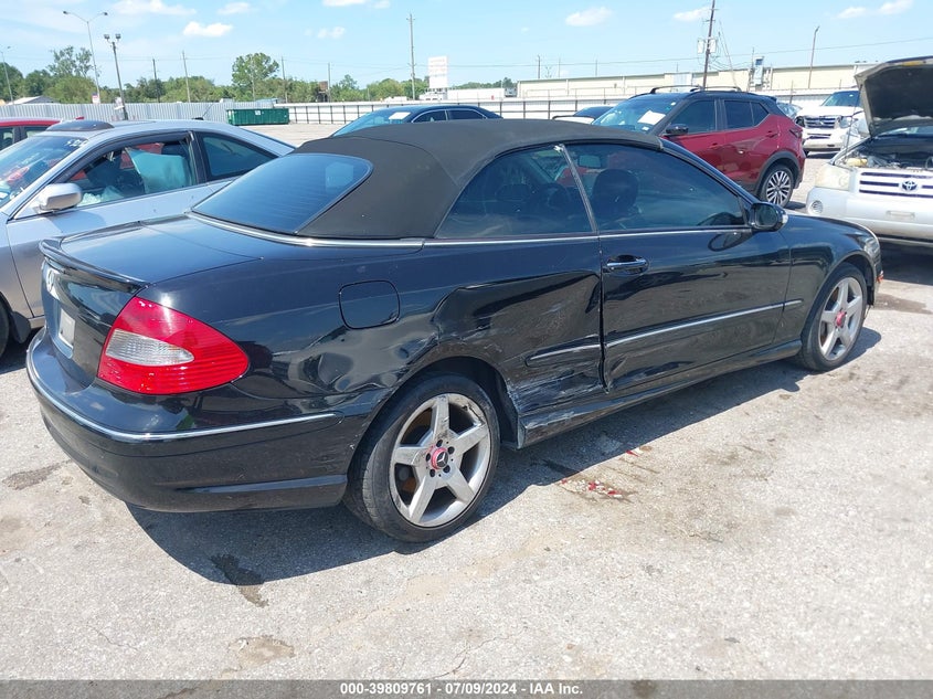 2007 Mercedes-Benz Clk 550 VIN: WDBTK72F97T084957 Lot: 39809761