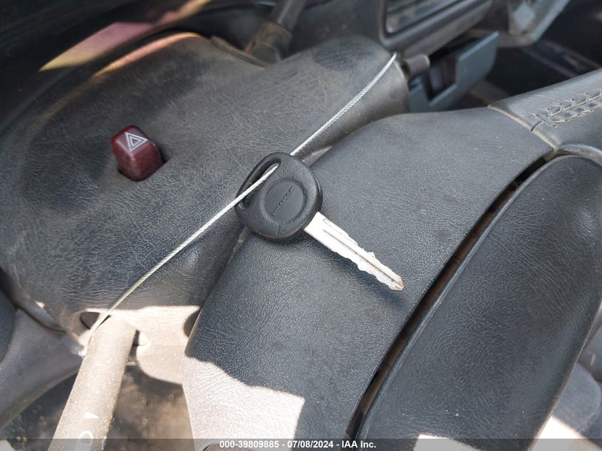 1999 Chevrolet Silverado 1500 Ls VIN: 1GCEK19T9XE100596 Lot: 39809885