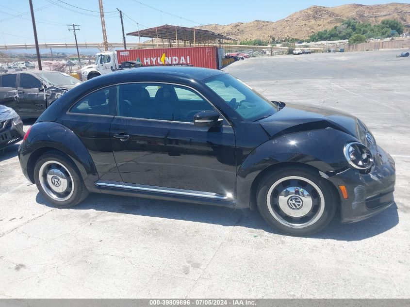 2012 Volkswagen Beetle 2.5L VIN: 3VWJP7AT2CM609607 Lot: 39809896