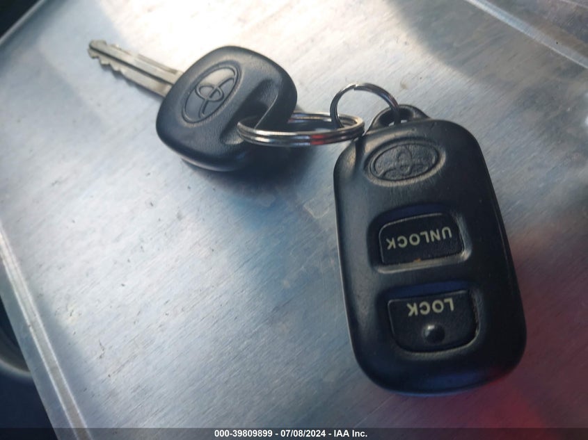 2010 Toyota Sienna Le VIN: 5TDKK4CC8AS342598 Lot: 39809899