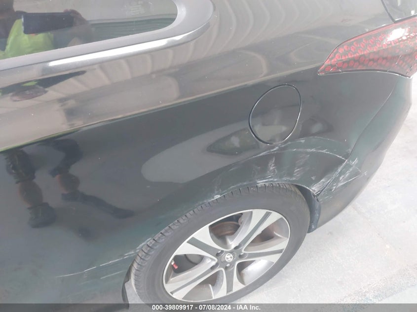 2013 Hyundai Elantra Gs/Se VIN: KMHDH6AE4DU019104 Lot: 39809917