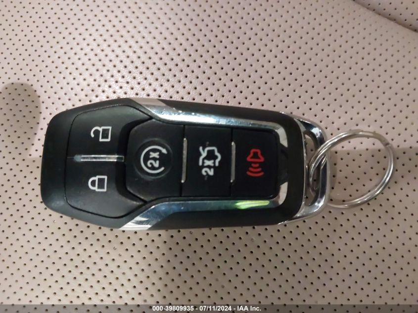 2016 Lincoln Mkx Reserve VIN: 2LMTJ8LR2GBL88117 Lot: 39809935