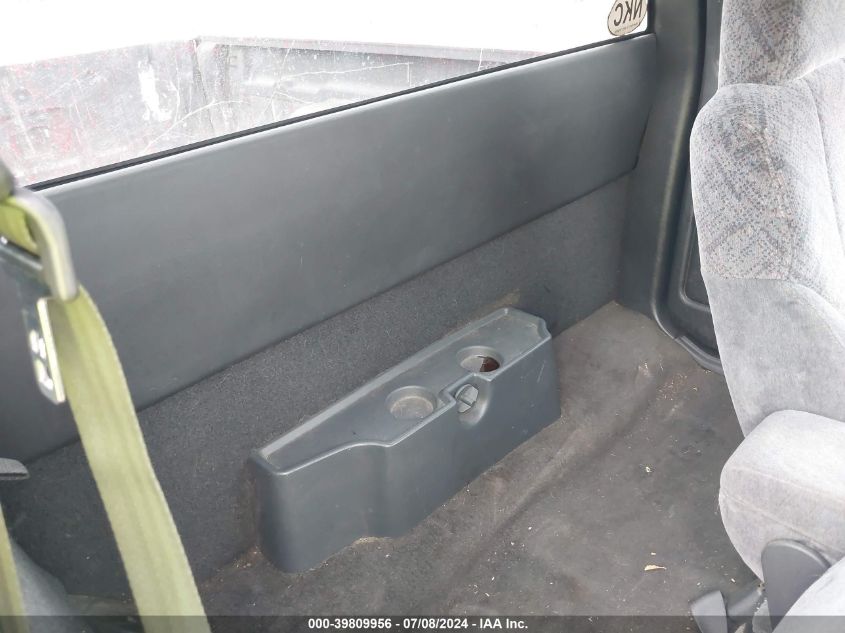 2000 GMC Sonoma Sls VIN: 1GTCS1949Y8143528 Lot: 39809956