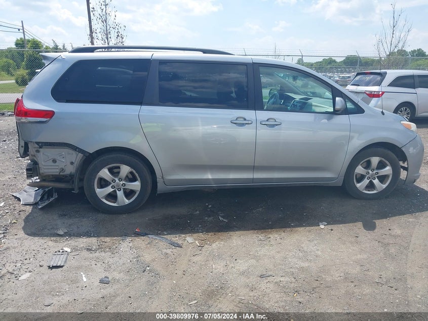 2014 Toyota Sienna Le V6 8 Passenger VIN: 5TDKK3DC2ES508807 Lot: 39809976