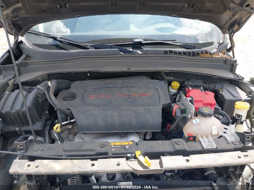 2018 Jeep Renegade Latitude Fwd VIN: ZACCJABB0JPJ59222 Lot: 39810010