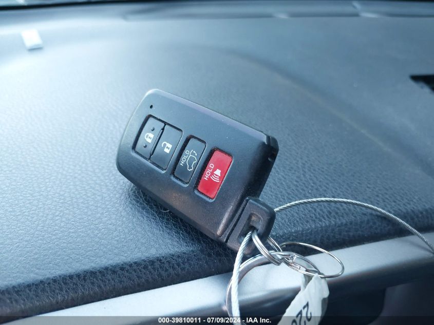 2017 Toyota Rav4 Hv Le/Xle VIN: JTMRJREV4HD139047 Lot: 39810011