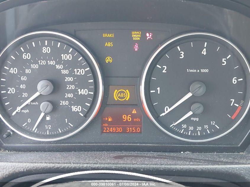 2006 BMW 325I I Automatic VIN: WBAVB175X6NH93472 Lot: 39810061