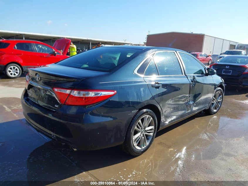 2015 TOYOTA CAMRY SE - 4T1BF1FKXFU110900