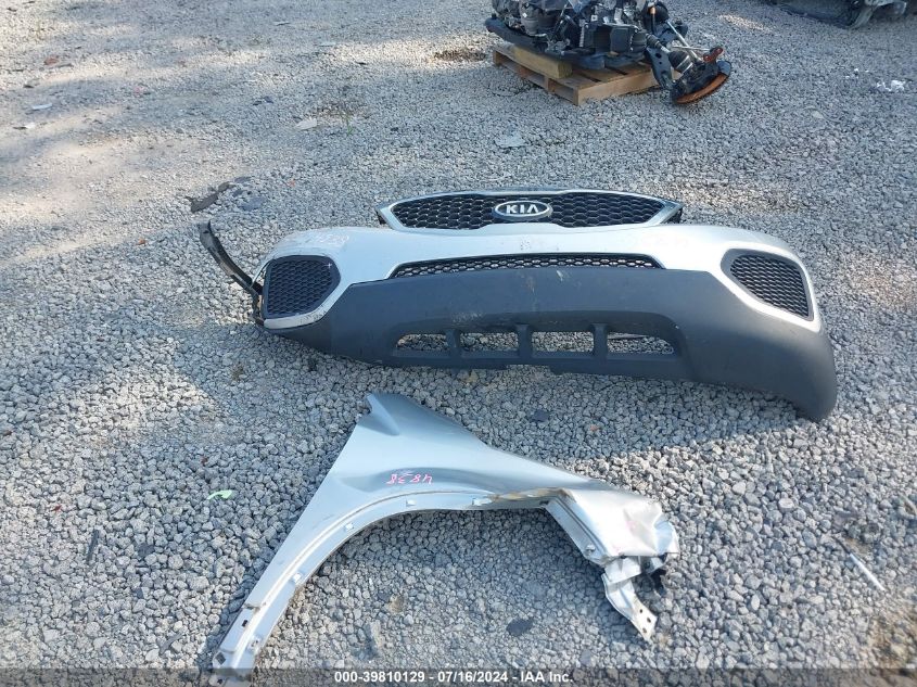 2012 Kia Sorento Lx VIN: 5XYKT3A1XCG300474 Lot: 39810129