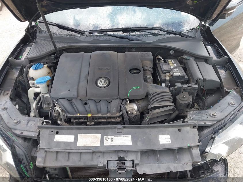 2013 Volkswagen Passat 2.5L Wolfsburg Edition VIN: 1VWAH7A31DC146441 Lot: 39810160
