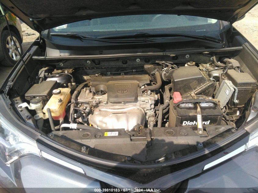 2018 TOYOTA RAV4 LE - JTMBFREV4JJ236419