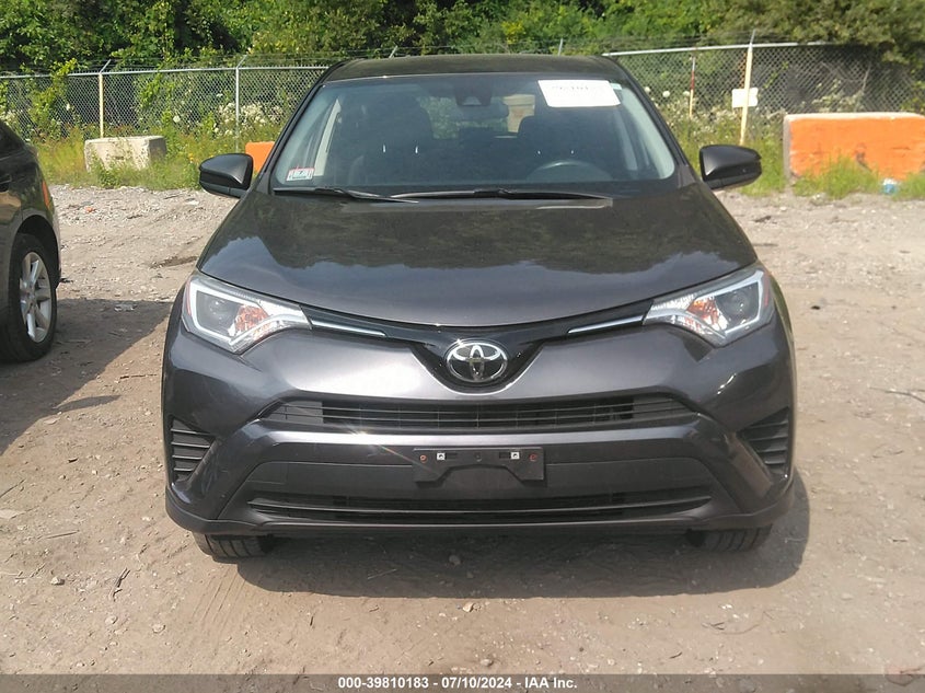 2018 TOYOTA RAV4 LE - JTMBFREV4JJ236419