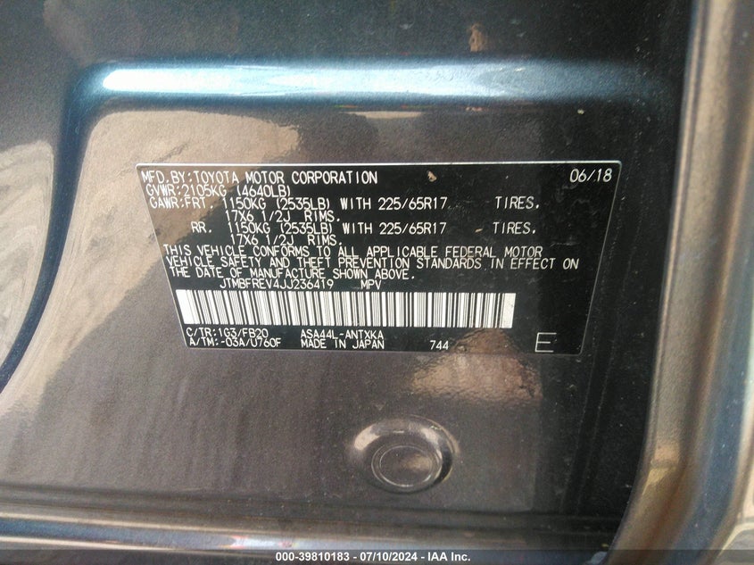 2018 TOYOTA RAV4 LE - JTMBFREV4JJ236419