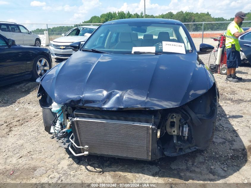 2017 Volkswagen Passat 1.8T Se VIN: 1VWGT7A3XHC012199 Lot: 39810240