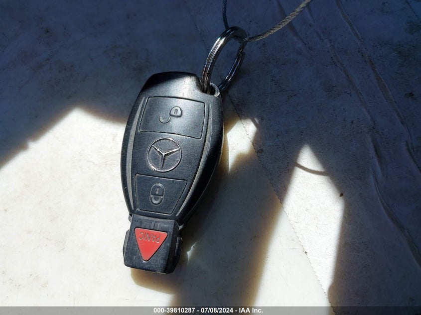 2002 Mercedes-Benz E 320 VIN: WDBJH65J42X077139 Lot: 39810287