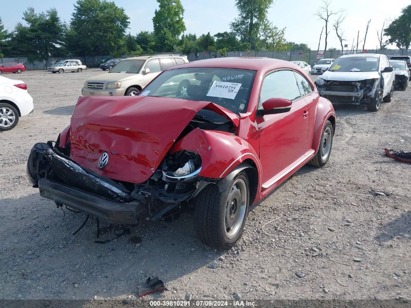 2012 Volkswagen Beetle 2.5L VIN: 3VWJP7ATXCM635565 Lot: 39810291