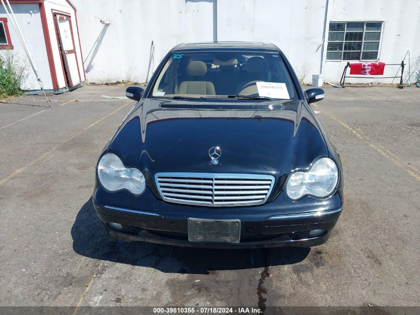 2004 Mercedes-Benz C 240 4Matic VIN: WDBRF81JX4F462160 Lot: 39810355