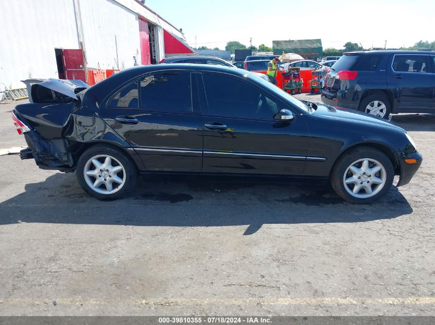 2004 Mercedes-Benz C 240 4Matic VIN: WDBRF81JX4F462160 Lot: 39810355