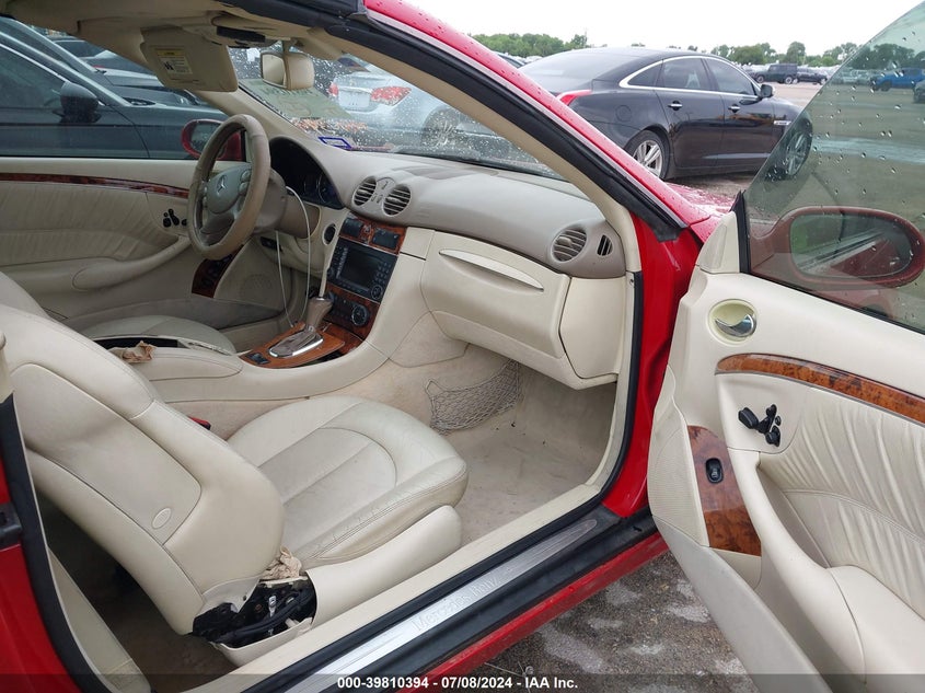 2007 Mercedes-Benz Clk 350 VIN: WDBTK56F07F207526 Lot: 39810394