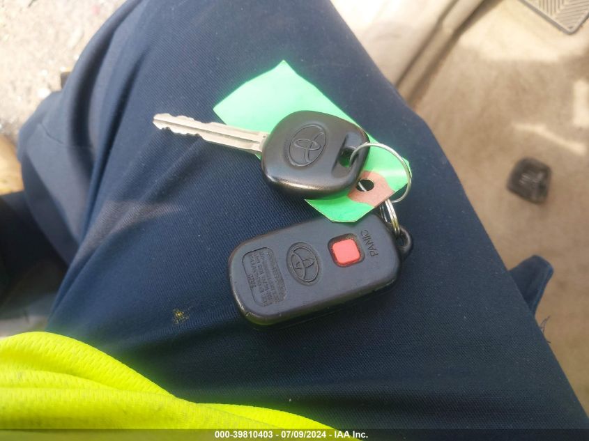 2004 Toyota Camry Xle V6 VIN: 4T1BF30K64U568418 Lot: 39810403