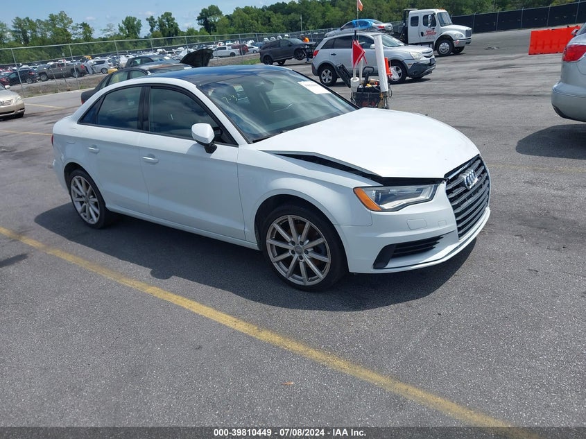2015 Audi A3 2.0T Premium VIN: WAUBFGFF0F1086938 Lot: 39621445