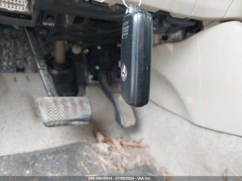 2011 Toyota Prius Two VIN: JTDKN3DU8B1477667 Lot: 39810514