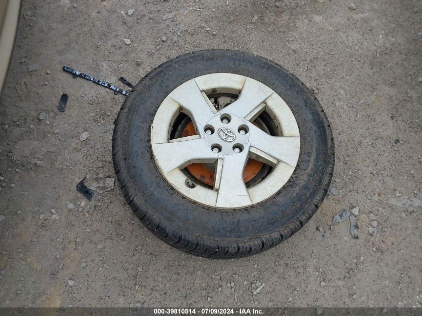 2011 Toyota Prius Two VIN: JTDKN3DU8B1477667 Lot: 39810514